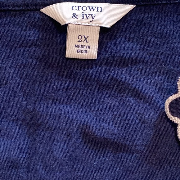 Crown & Ivy Navy Blouse with Lace Detail - Picture 4 of 4